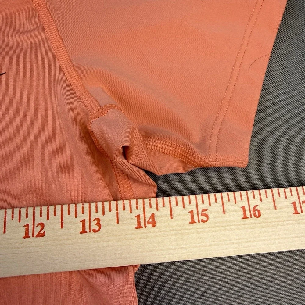 Nike‎ Dri Fit Athletic T-Shirt Womens Size S Peach V-Neck Short Sleeve